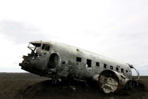 Read more about the article Massive hurricane hits the ground of Florida causing high casualties